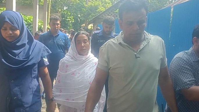কুমিল্লায় স্বামীকে কুপিয়ে হত্যার অভিযোগ